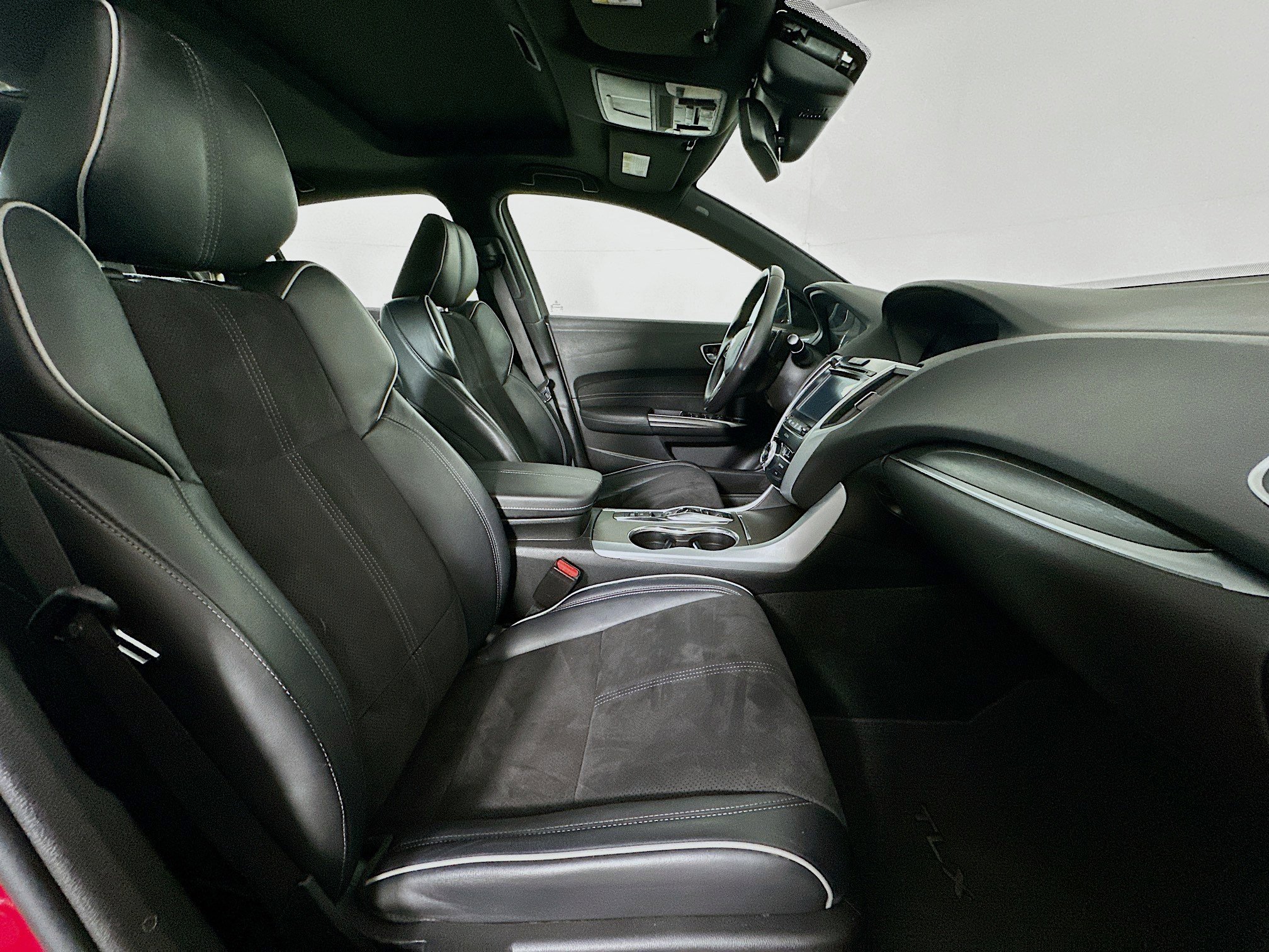 Used 2018 Acura TLX V6 w/ Technology & A-SPEC Pkg image 31