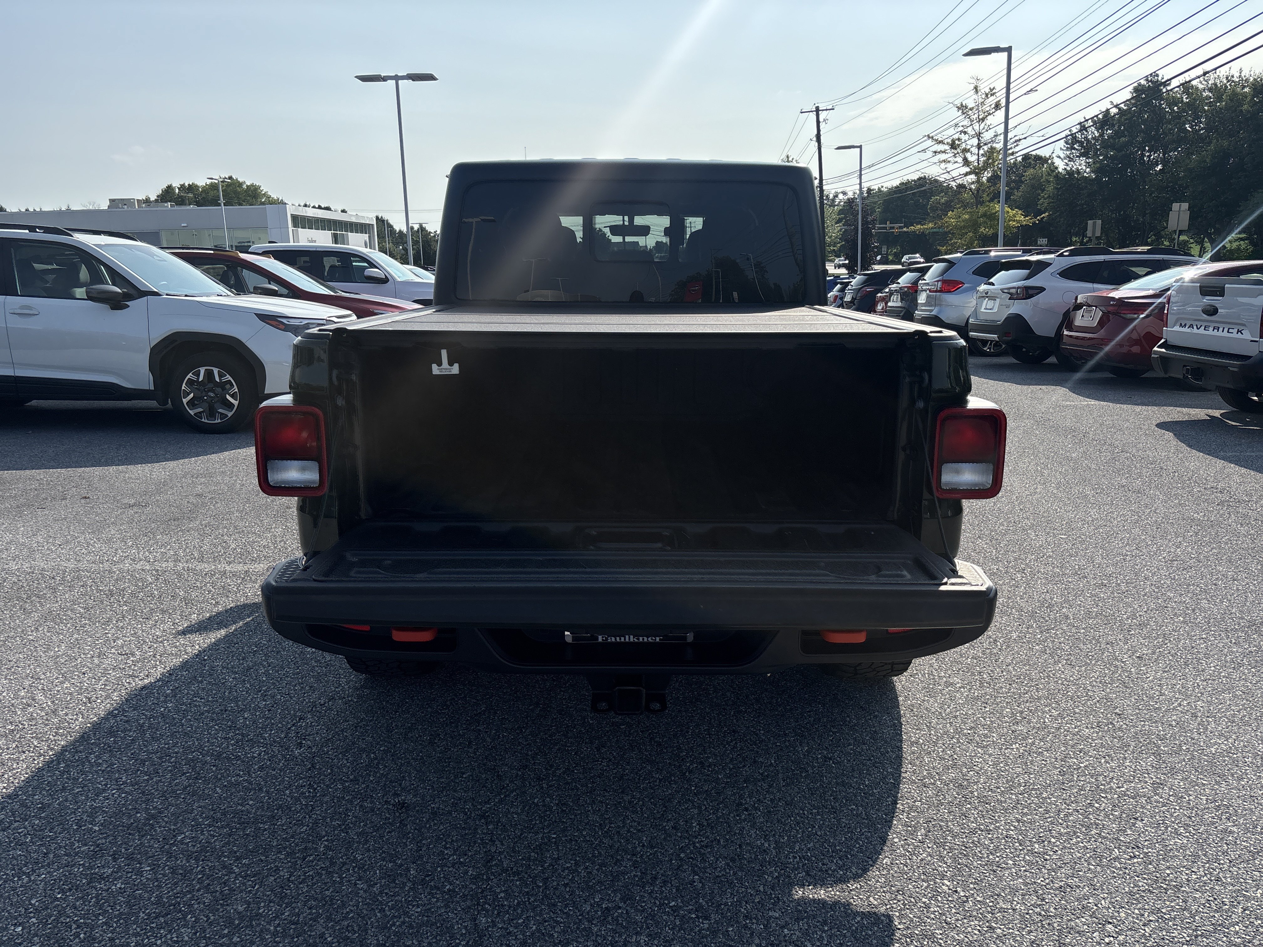 Used 2022 Jeep Gladiator Mojave w/ Cold Weather Group AWD/4WD image 29