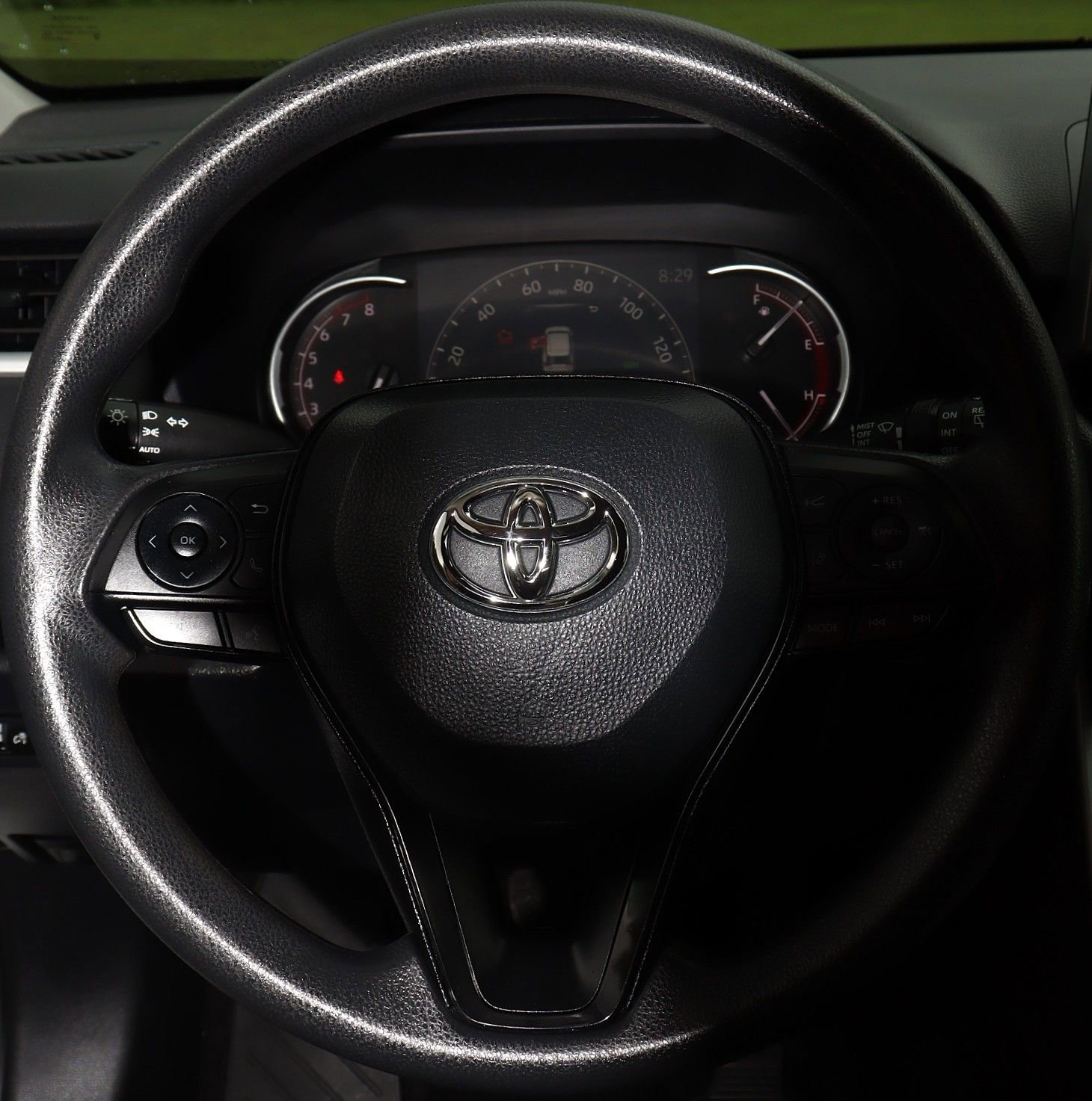 Used 2023 Toyota RAV4 XLE image 19