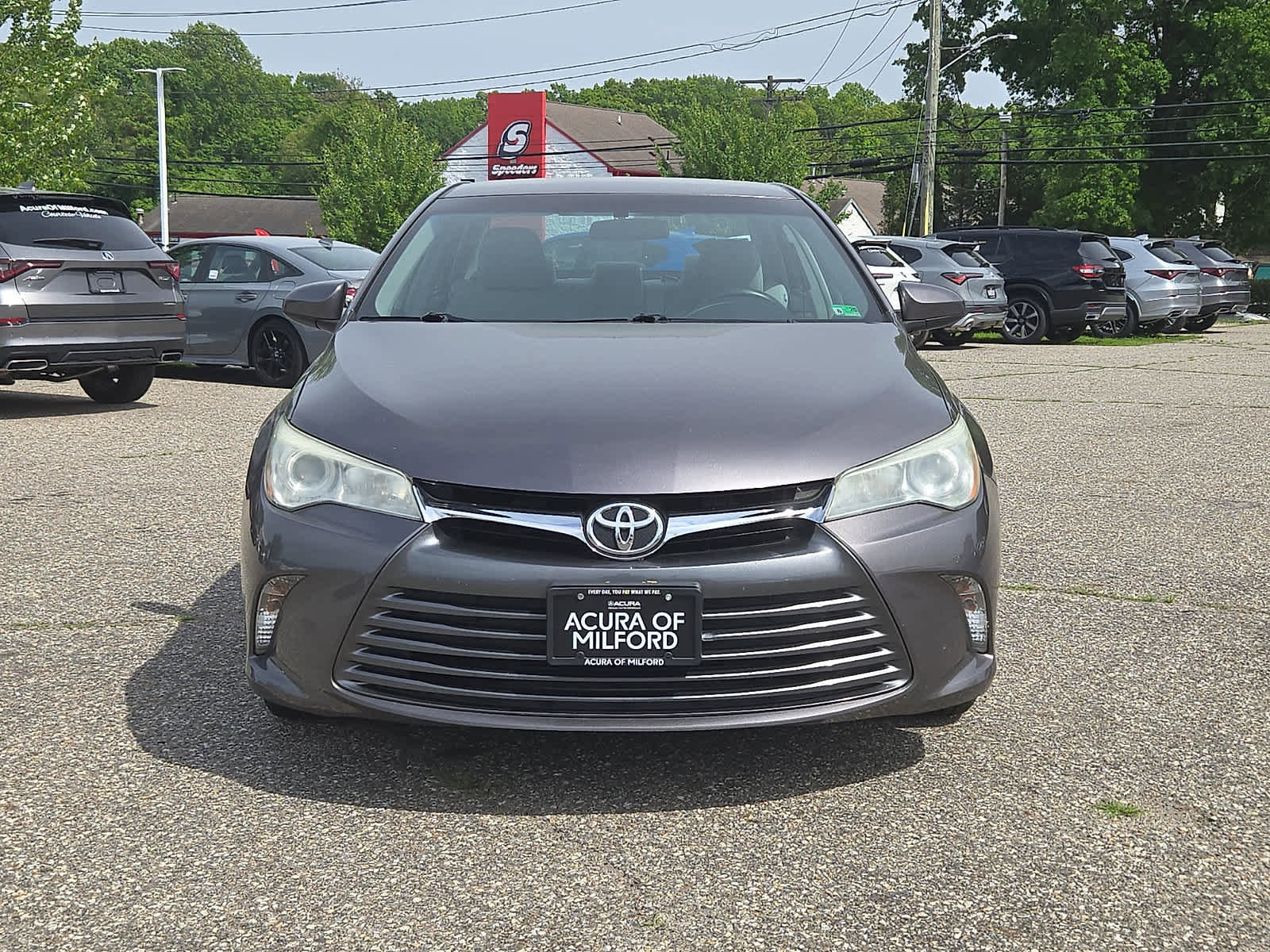 Used 2015 Toyota Camry LE FWD image 2
