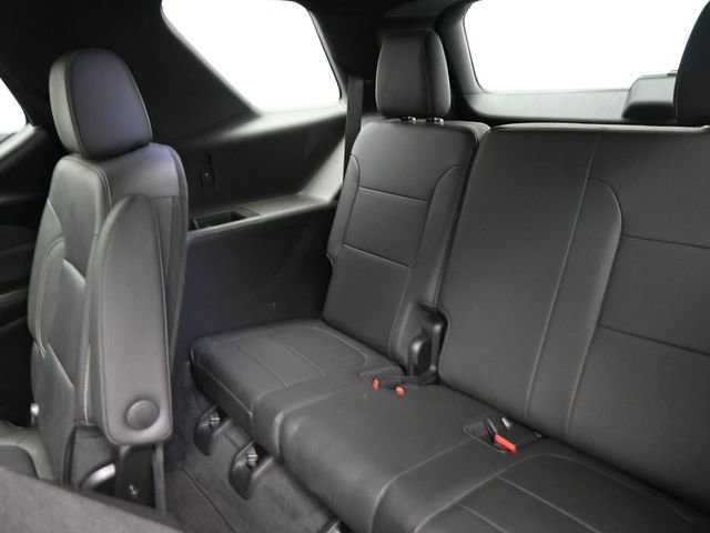 Used 2023 Chevrolet Traverse LT w/ LT Premium Package image 20