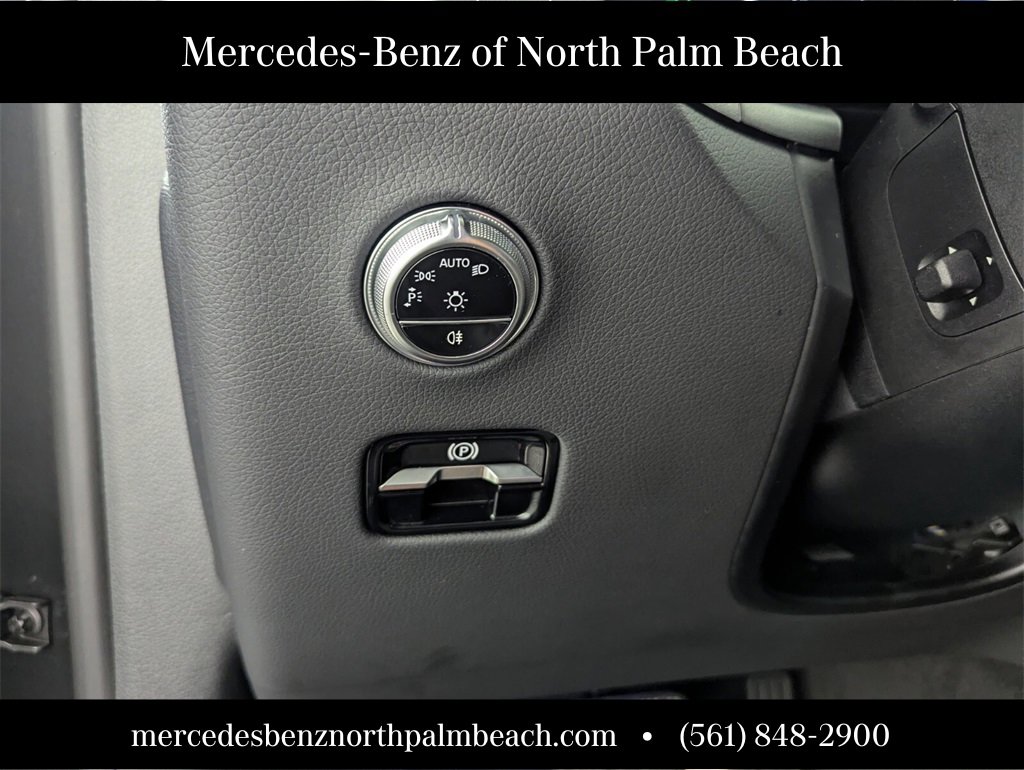 Certified 2024 Mercedes-Benz GLC 300 image 23