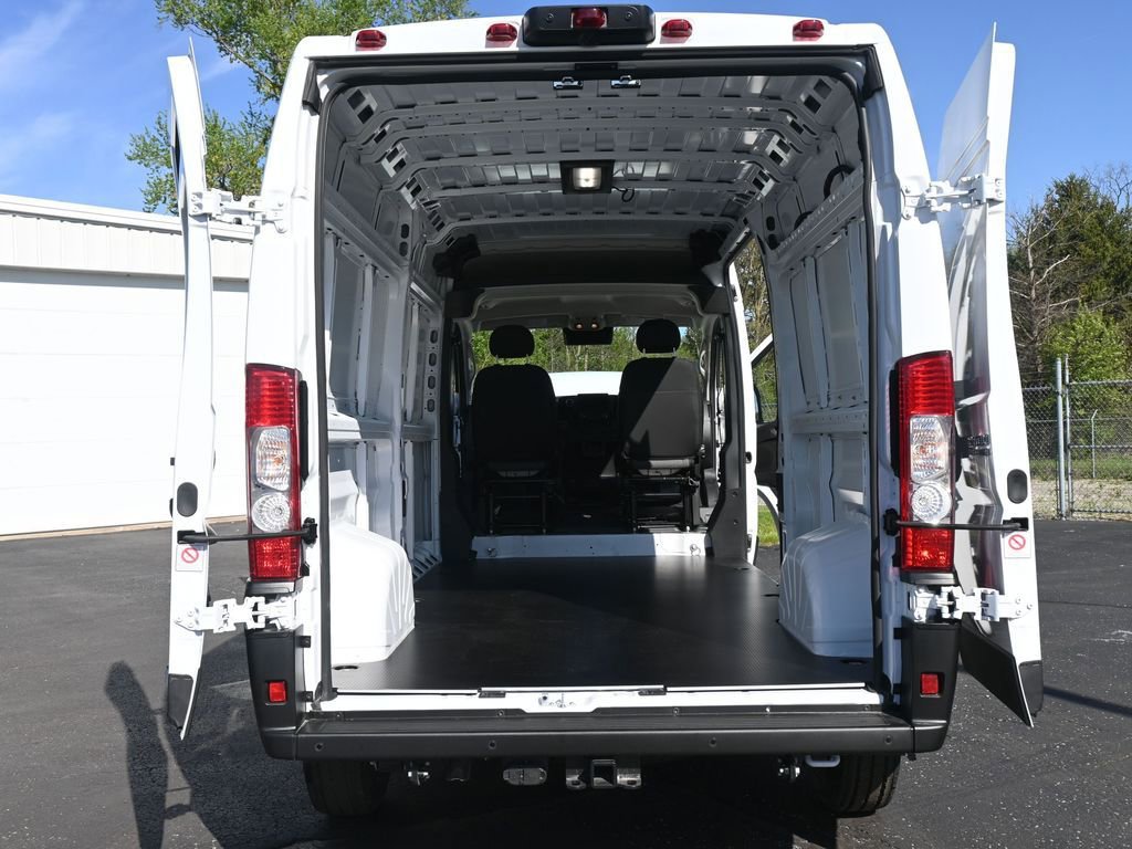 New 2025 RAM ProMaster 2500 w/ Convenience Group image 13
