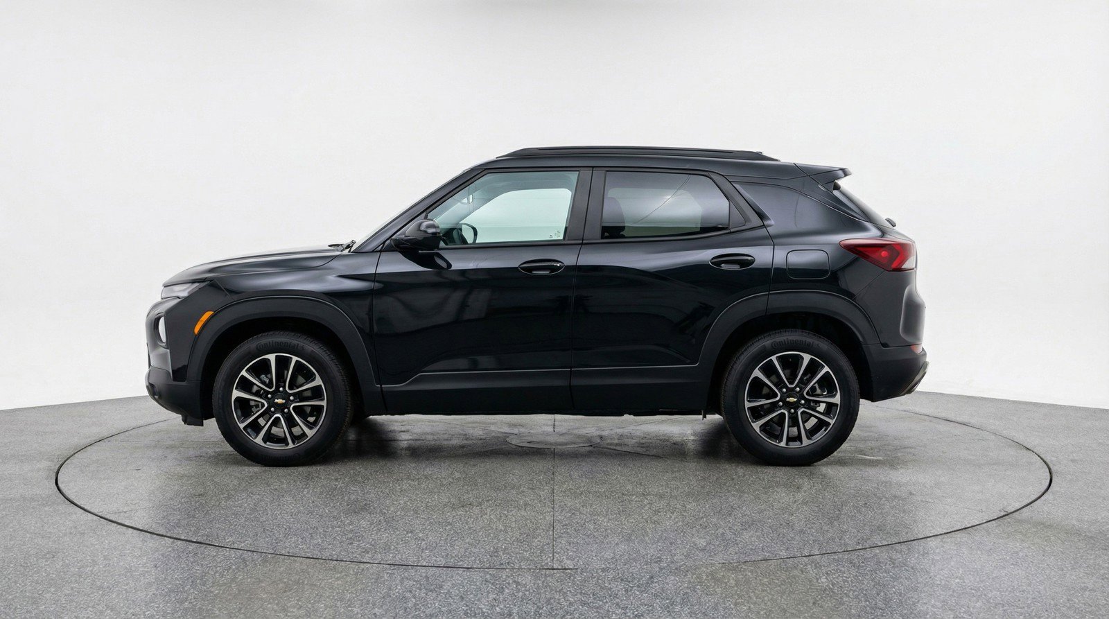 Used 2025 Chevrolet TrailBlazer LT FWD image 5