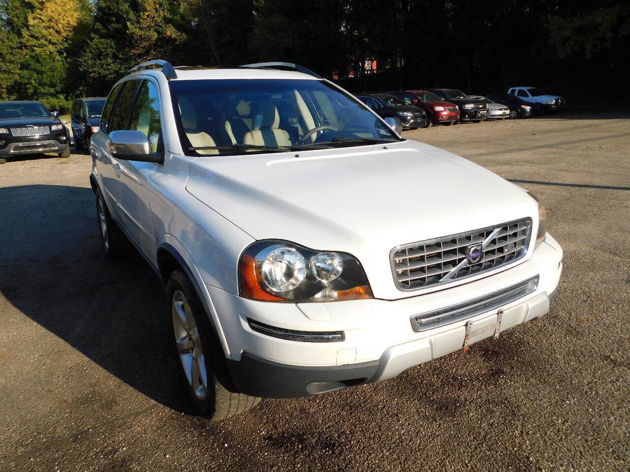Used 2009 Volvo XC90 V8 R-Design image 2