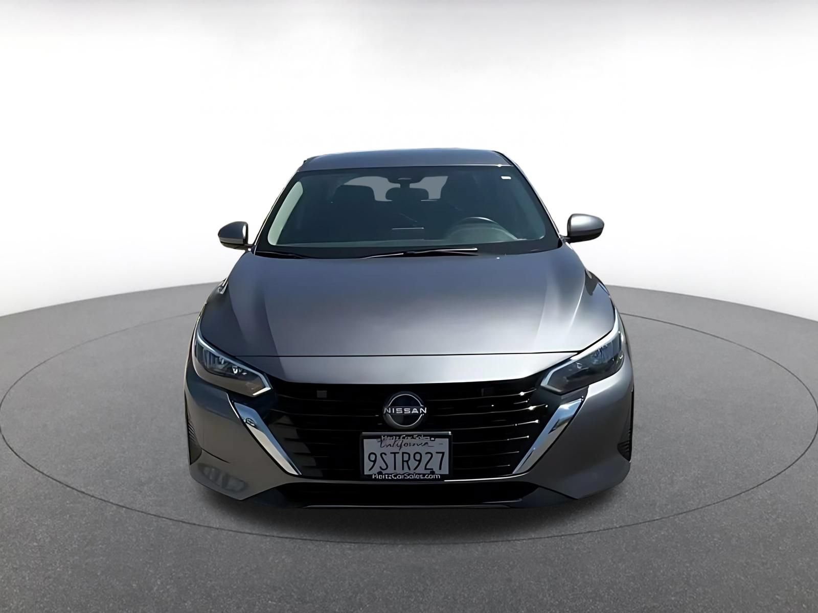 Used 2025 Nissan Sentra SV FWD image 4