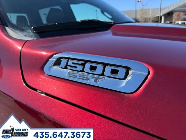 Used 2025 RAM 1500 Laramie AWD/4WD image 10