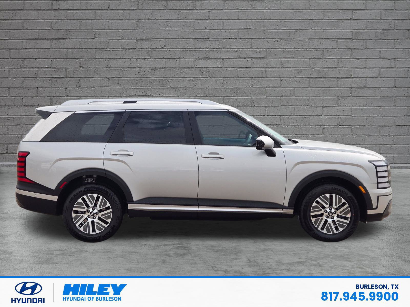 New 2026 Hyundai Palisade SEL Premium FWD image 3