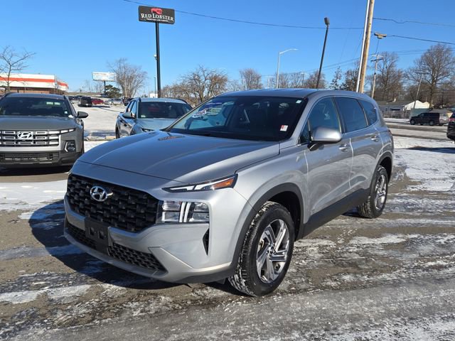 Certified 2023 Hyundai Santa Fe SE image 2