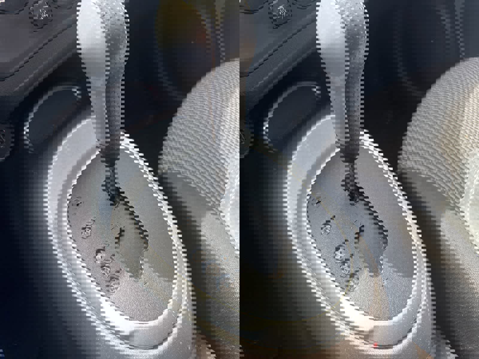 Used 2015 Nissan Juke S image 20