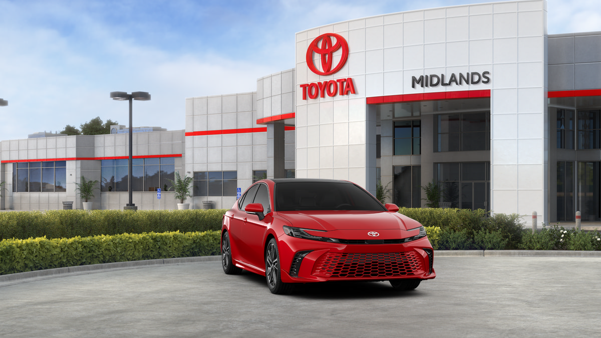New 2027 Toyota Camry XSE FWD image 32