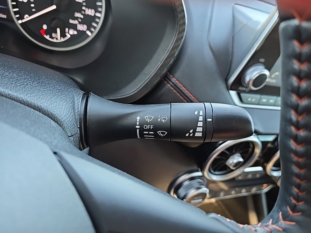 Used 2024 Nissan Sentra SR w/ SR Premium Package image 24