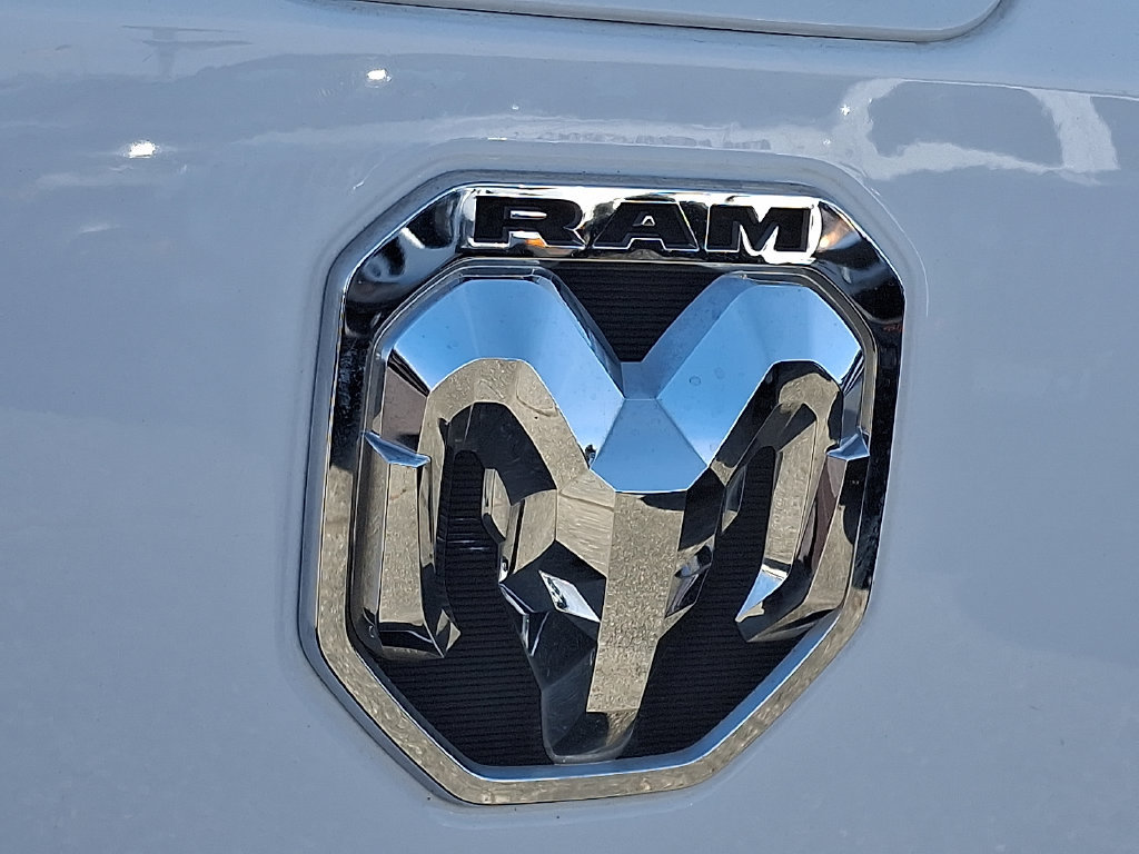 Used 2022 RAM 1500 Laramie AWD/4WD image 32