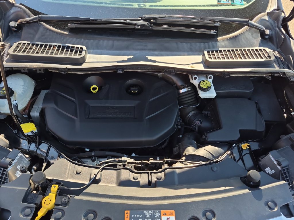 Certified 2019 Ford Escape Titanium AWD/4WD image 43