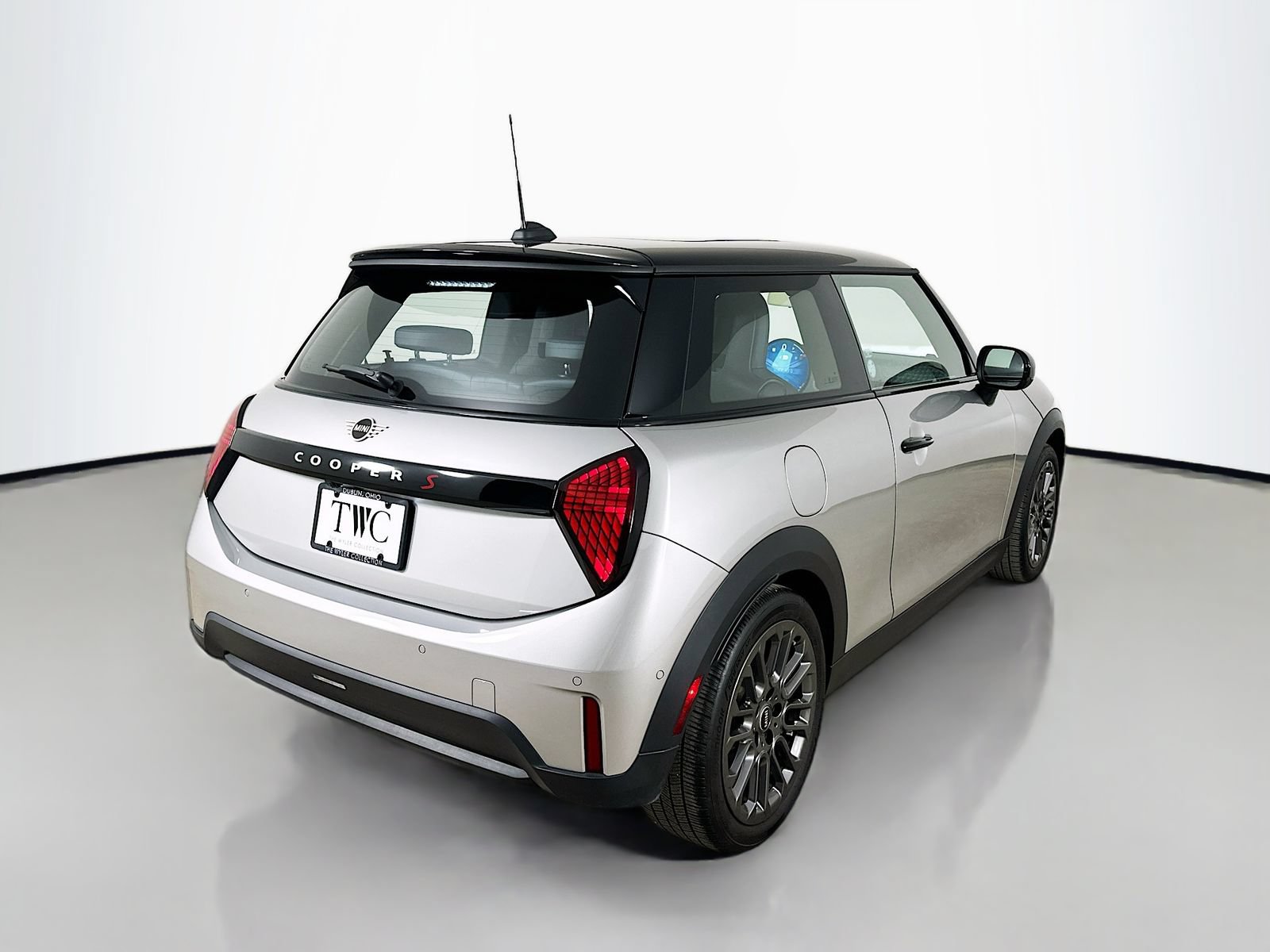 Used 2026 MINI Cooper S FWD image 5