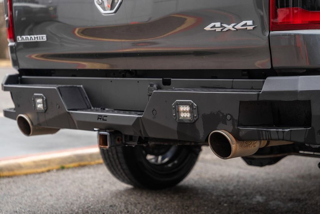 Used 2019 RAM 1500 Laramie image 13