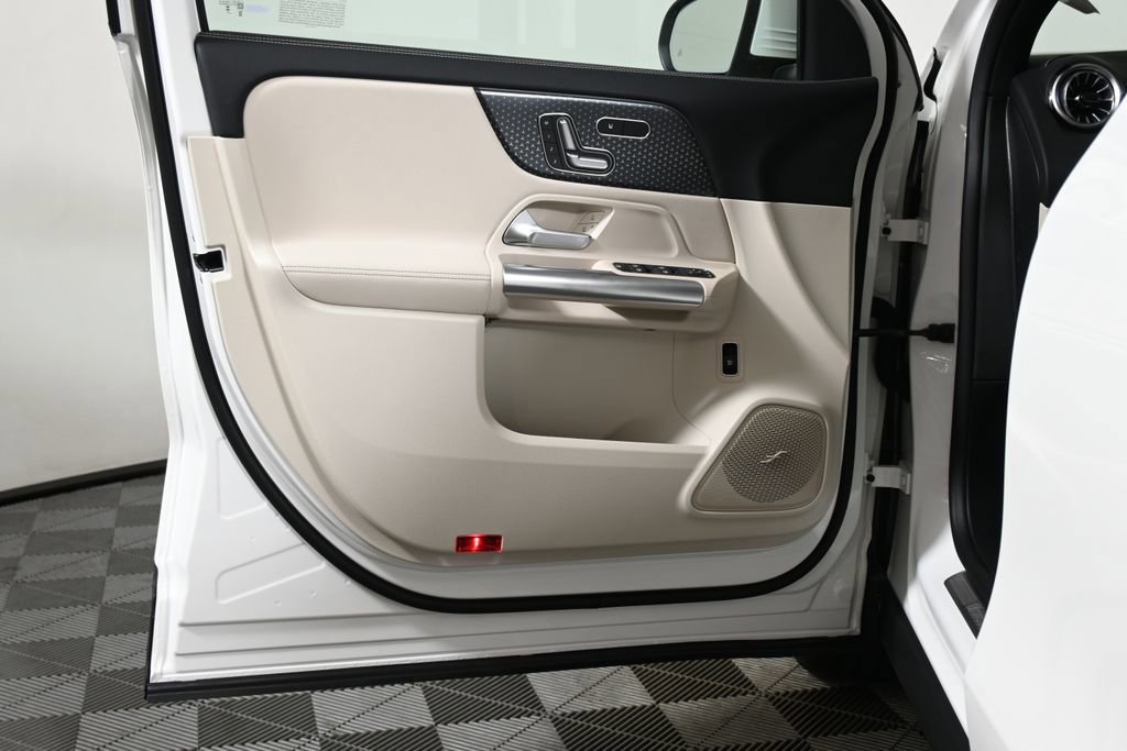 Certified 2026 Mercedes-Benz GLA 250 4MATIC image 24