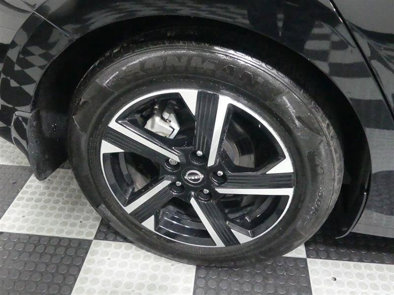 Used 2025 Nissan Sentra SV FWD image 16