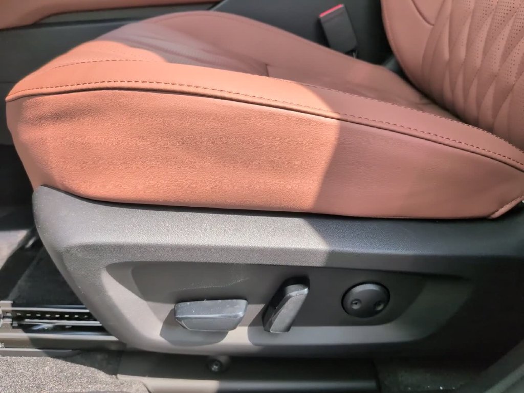 New 2026 Mitsubishi Outlander SEL AWD/4WD image 18