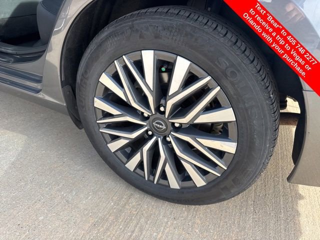 Used 2025 Nissan Altima 2.5 SV image 12