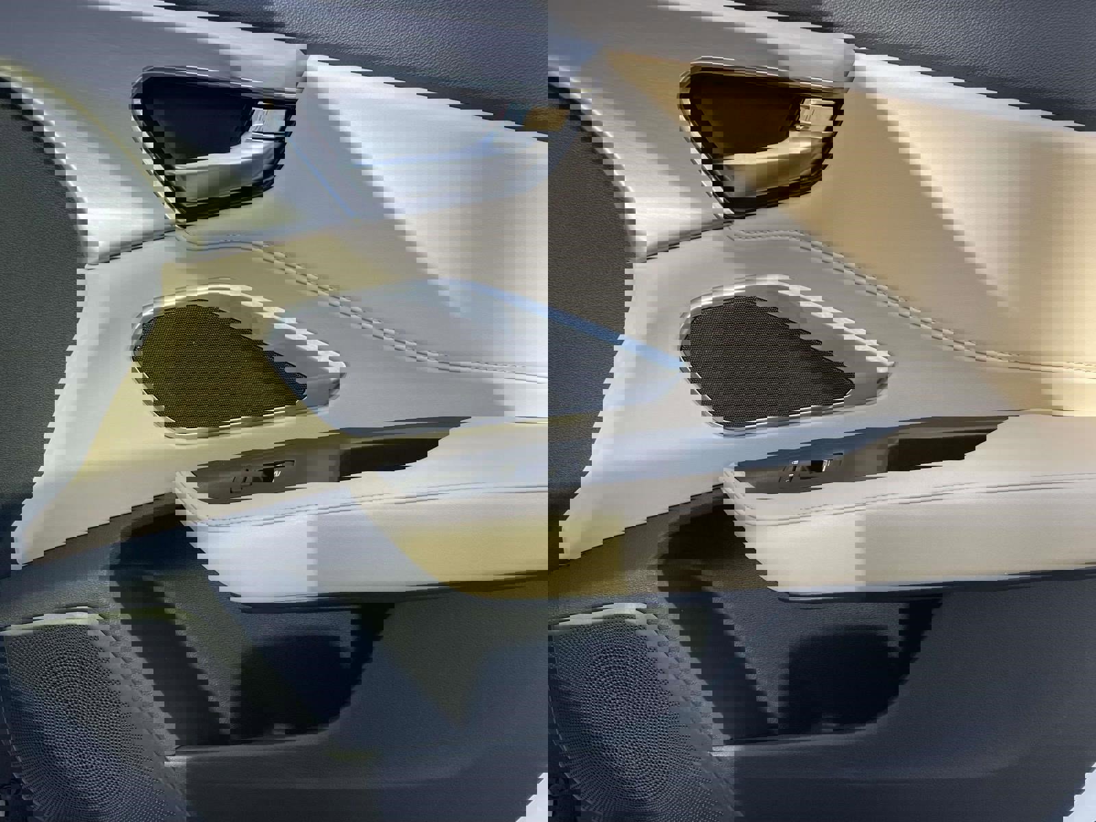 Used 2020 Acura RDX FWD image 12