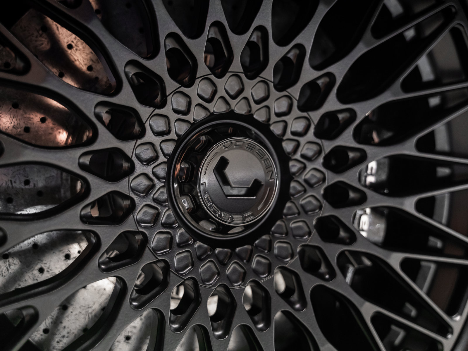 Used 2018 McLaren 720S RWD image 4