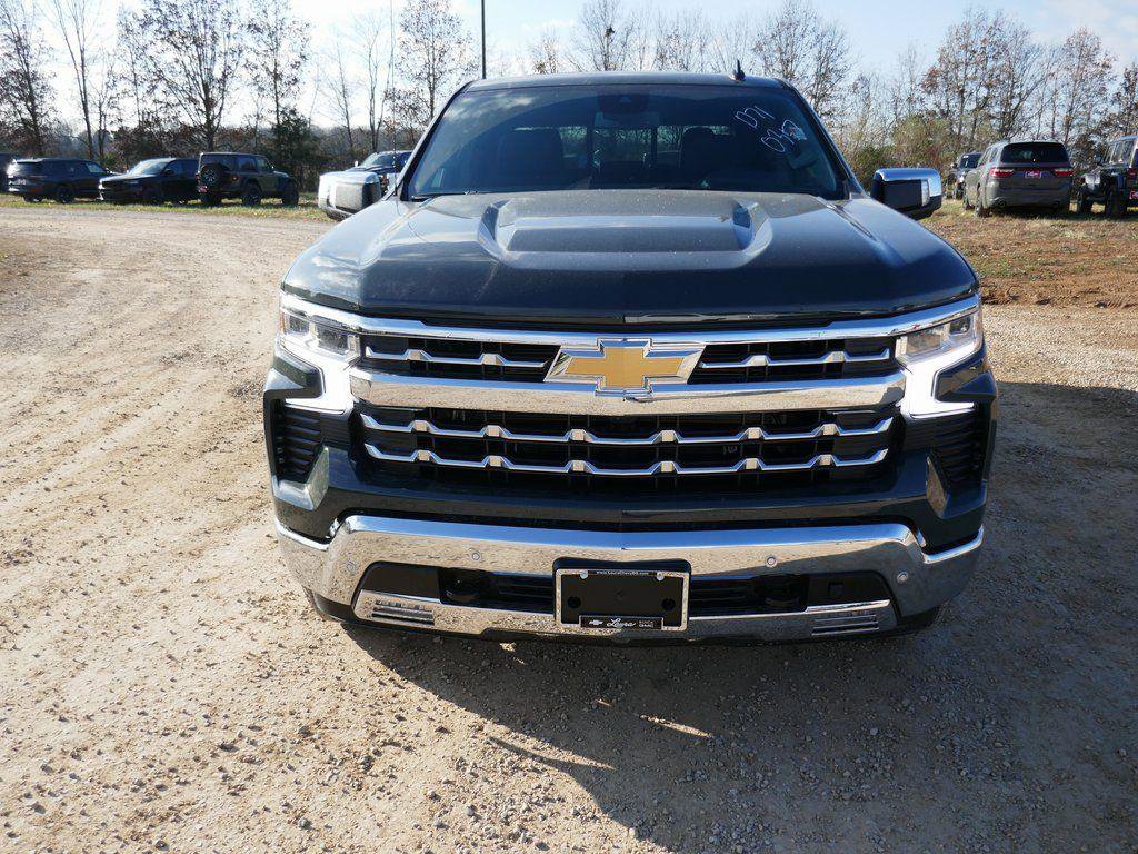 New 2026 Chevrolet Silverado 1500 LTZ w/ LTZ Premium Package image 9