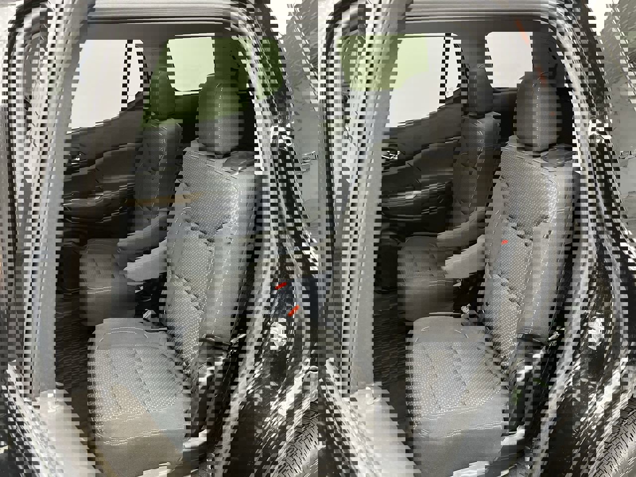 Certified 2023 GMC Acadia SLE w/ Driver Convenience Package image 13