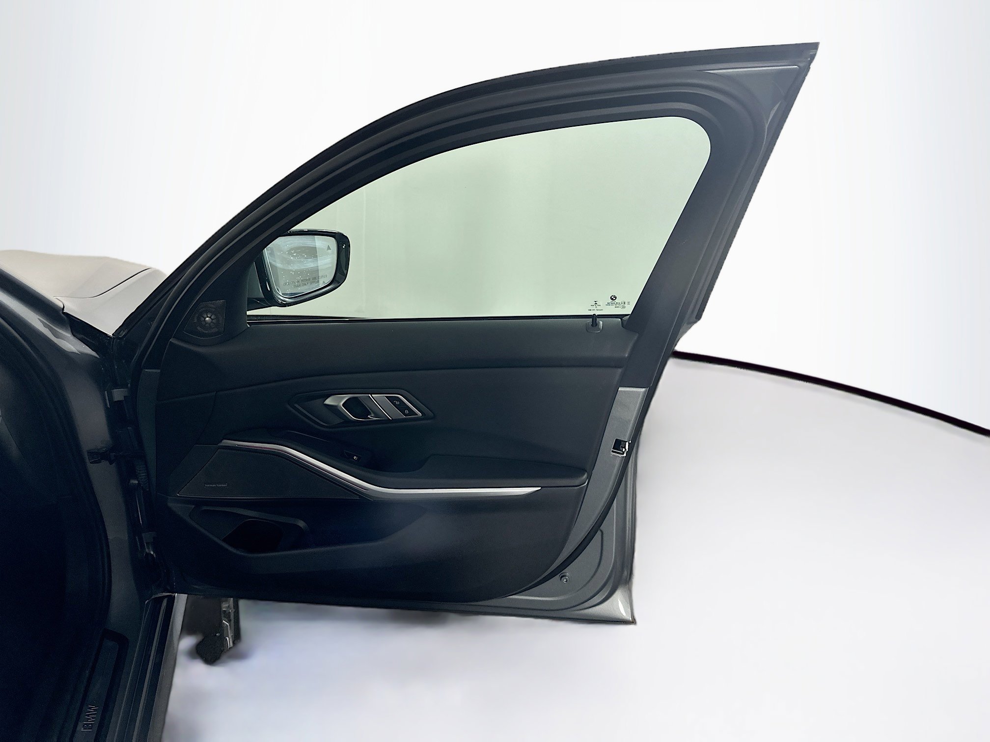 Used 2023 BMW 330i Sedan w/ Premium Package RWD image 34