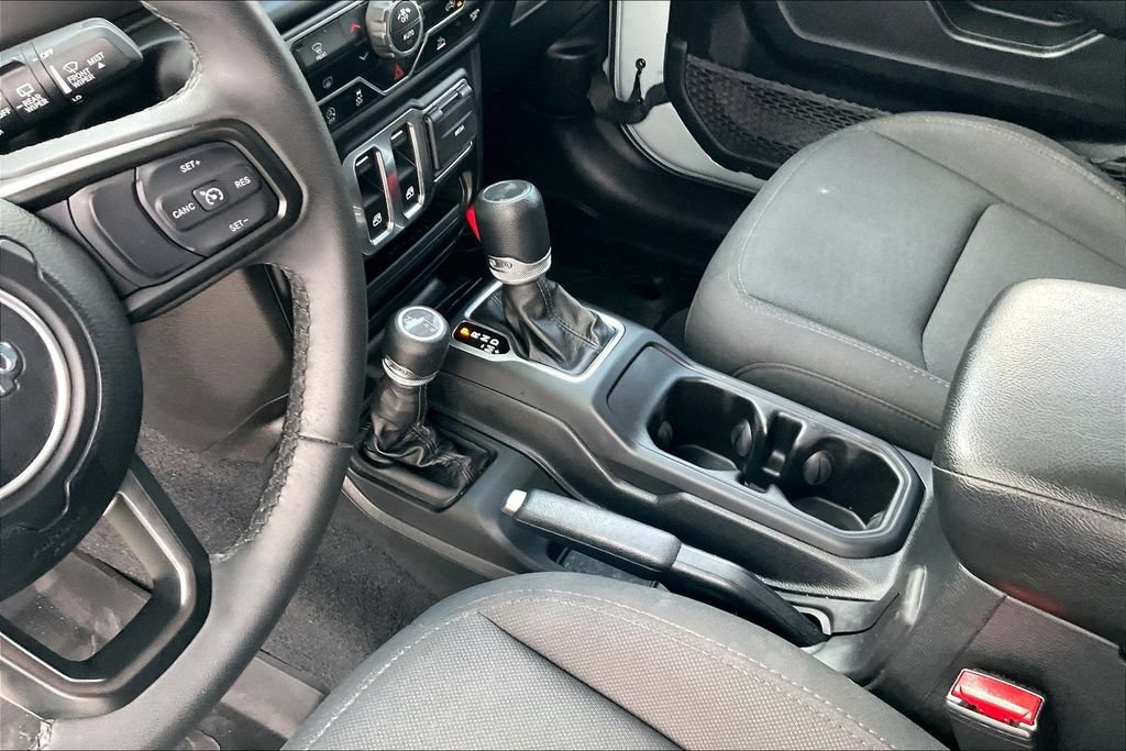 Certified 2023 Jeep Wrangler Sport AWD/4WD image 13