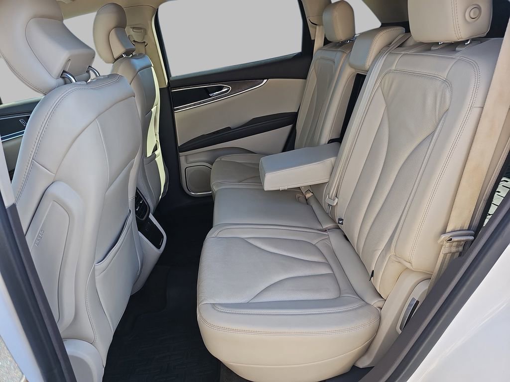 Used 2016 Lincoln MKX Reserve w/ Climate Package image 18