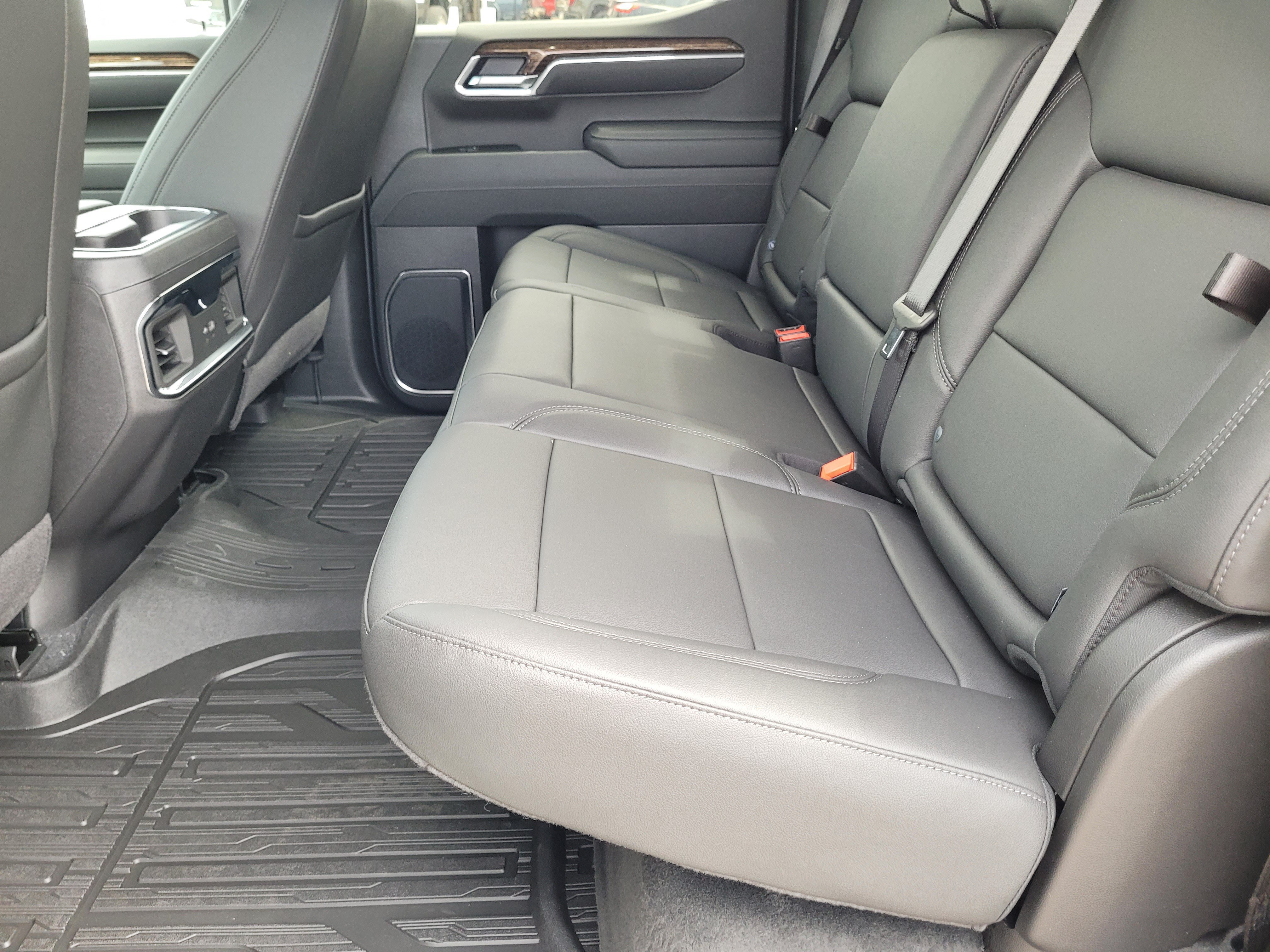 New 2026 GMC Sierra 1500 Elevation w/ Elevation Premium Package AWD/4WD image 25