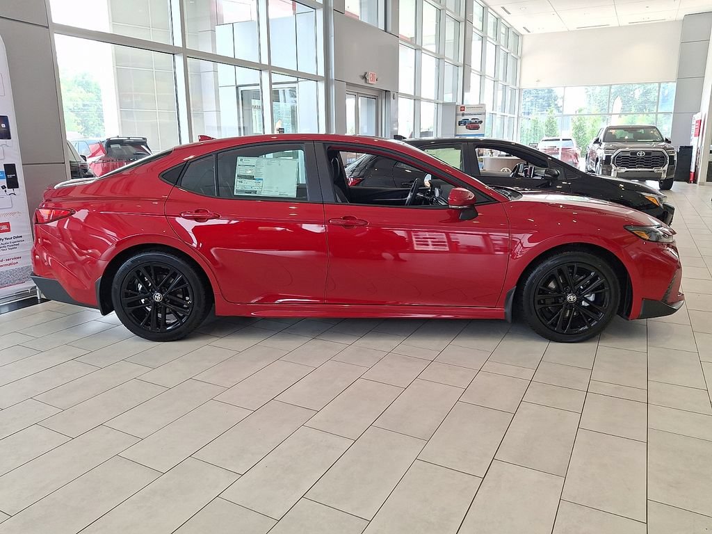 New 2026 Toyota Camry SE w/ Convenience Package FWD image 5
