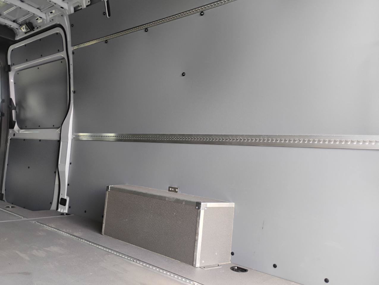 Used 2025 Mercedes-Benz Sprinter 2500 image 80