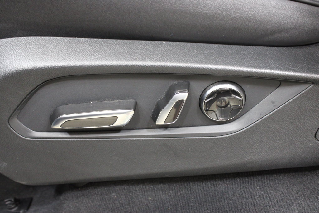 Used 2023 Acura MDX A-Spec AWD/4WD image 21