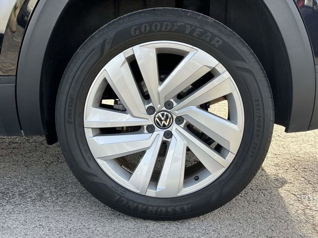 Used 2022 Volkswagen Atlas Cross Sport SE image 11