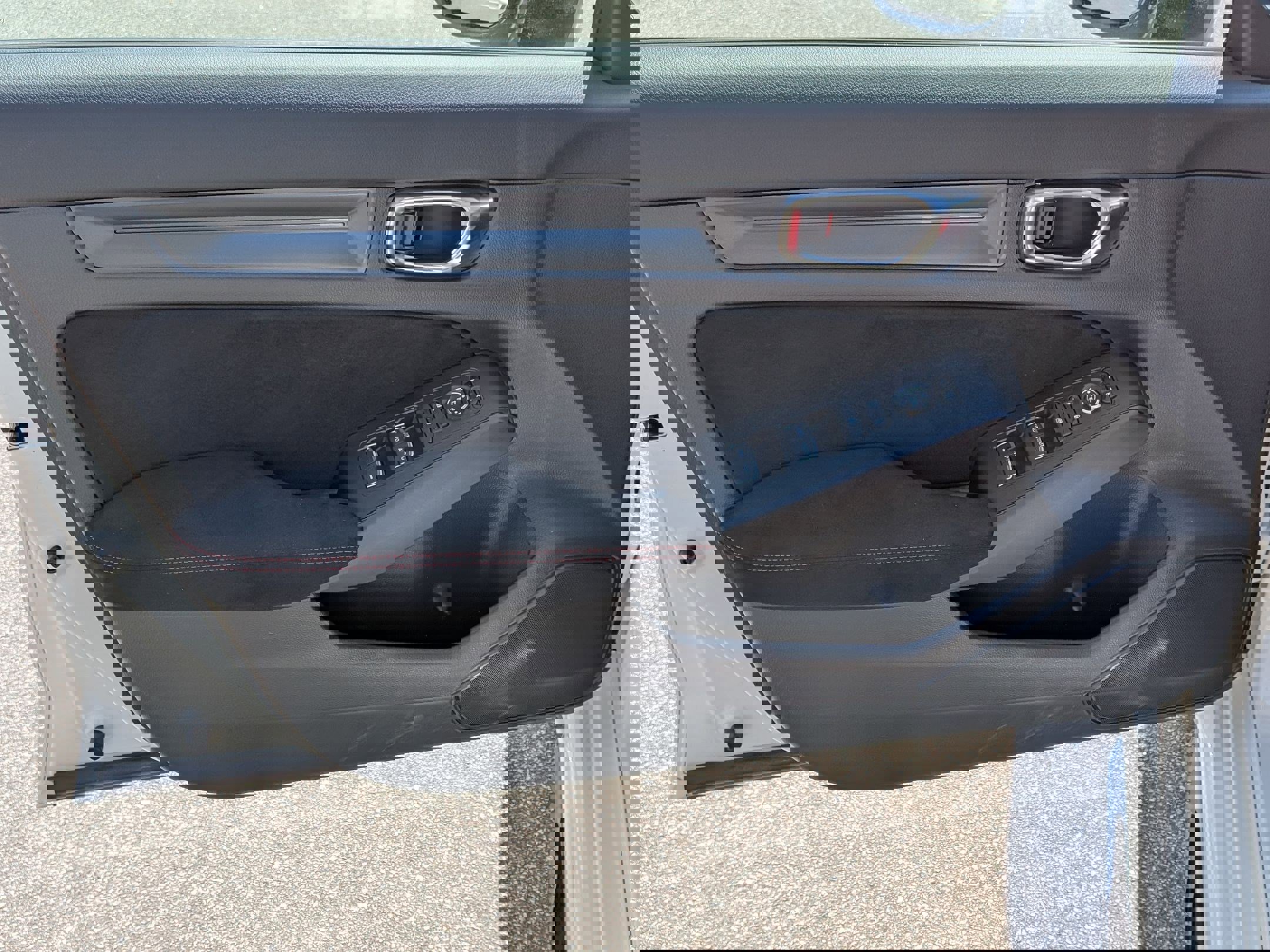 Used 2025 Honda Civic Type R image 11