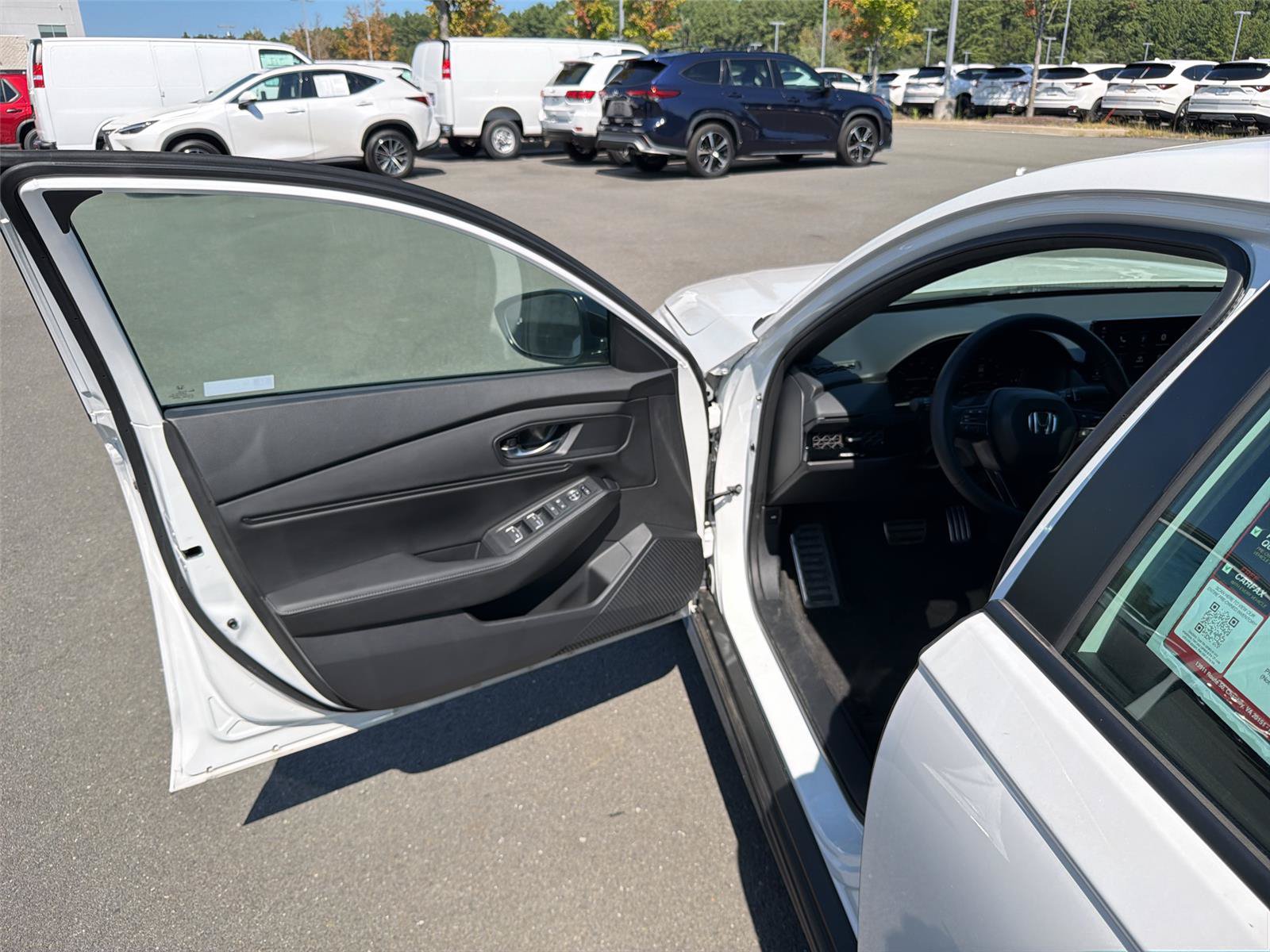 Used 2025 Honda Accord Sport image 49