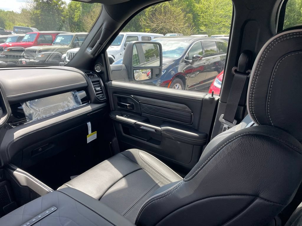 New 2026 RAM 2500 Limited AWD/4WD image 22
