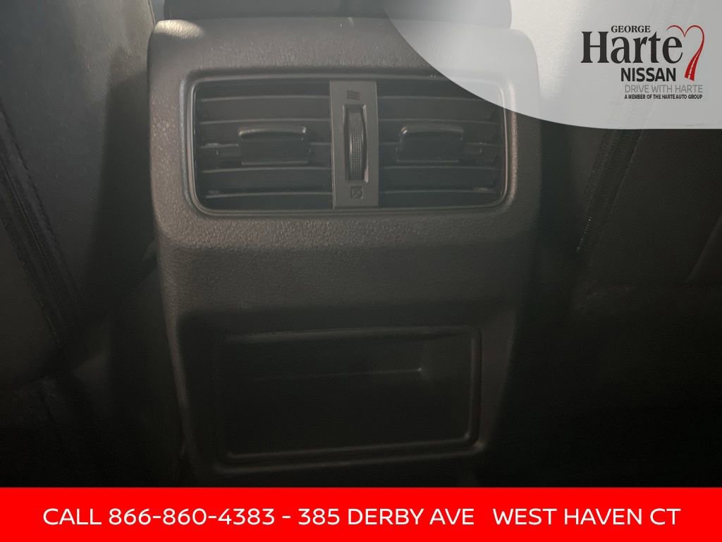 Certified 2025 Nissan Rogue S image 34