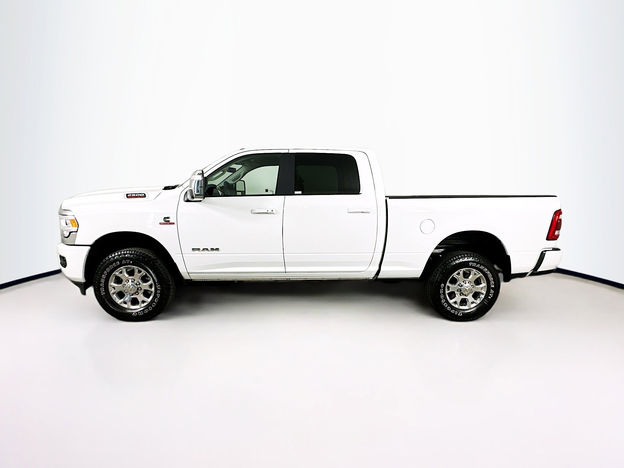 Used 2024 RAM 2500 Laramie w/ Safety Group image 4