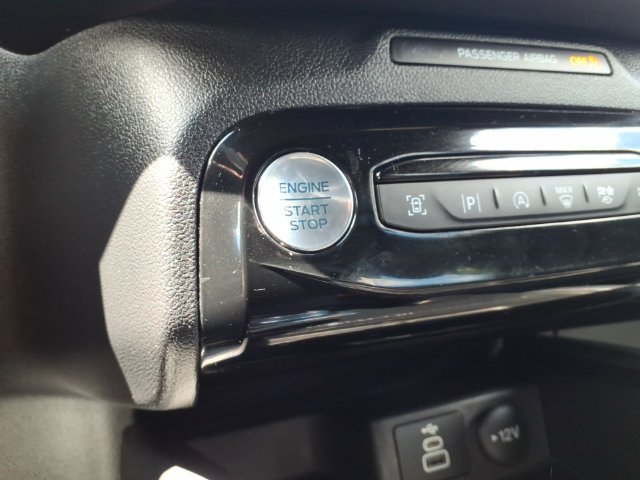 Certified 2024 Ford Escape ST-Line Elite AWD/4WD image 21
