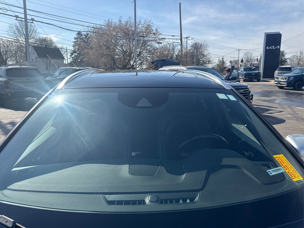 Used 2018 Volvo XC60 T5 R-Design w/ Convenience Package image 16