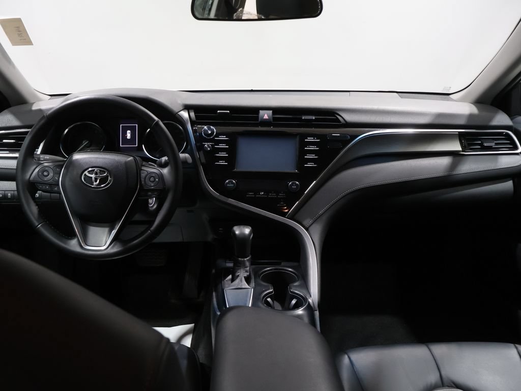 Used 2018 Toyota Camry SE FWD image 15