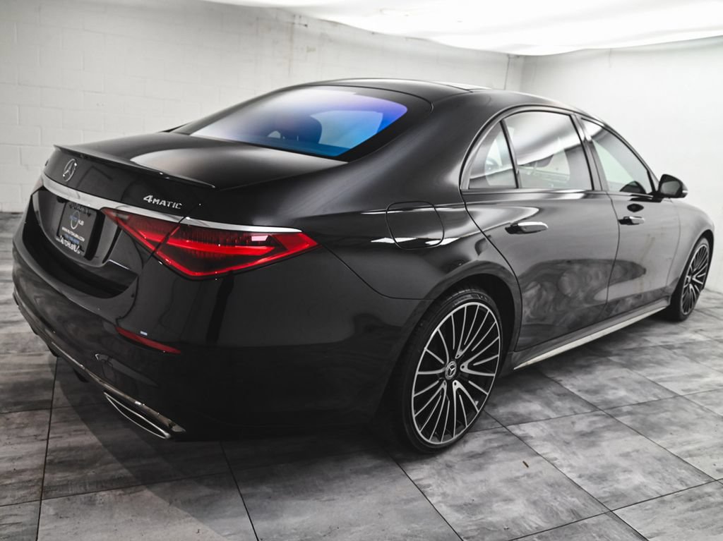 Used 2023 Mercedes-Benz S 500 4MATIC w/ AMG Line image 4
