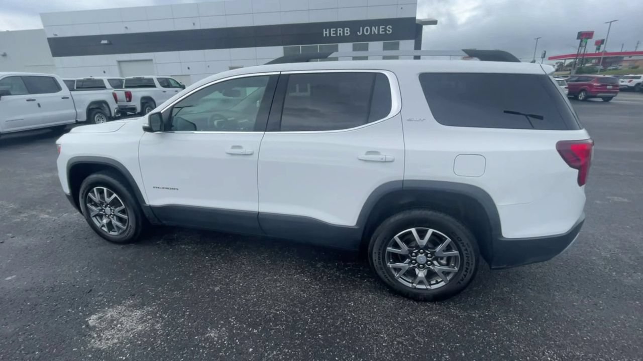 Used 2023 GMC Acadia SLT w/ Preferred Package FWD image 7