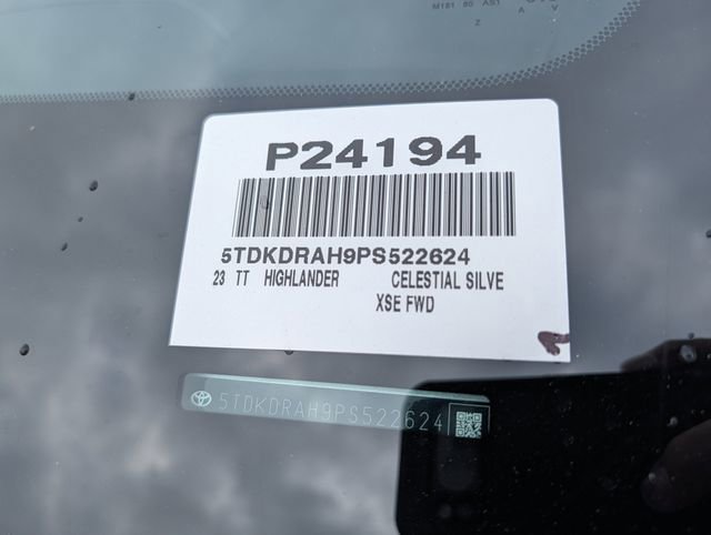 Used 2023 Toyota Highlander XSE image 38