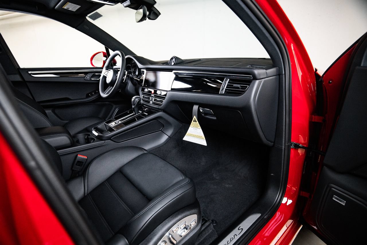 New 2026 Porsche Macan S AWD/4WD image 28