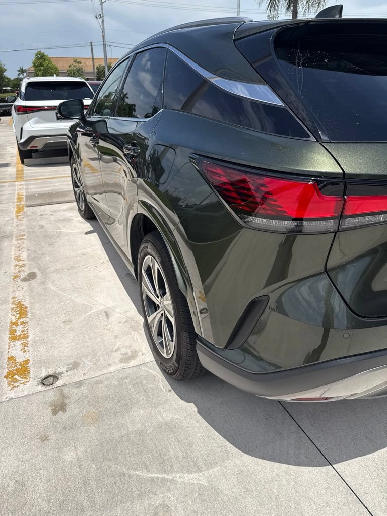 Used 2024 Lexus RX 350h w/ Accessory Package (Z1) AWD/4WD image 7