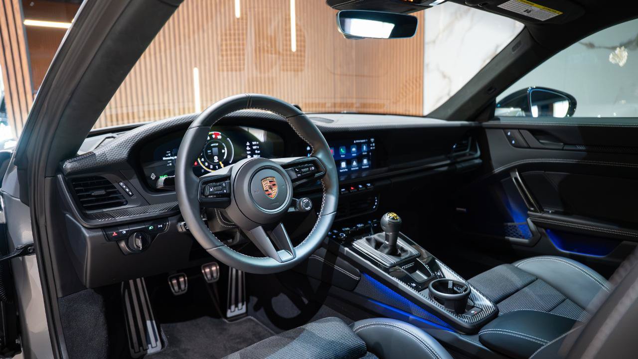 Used 2026 Porsche 911 GT3 RWD image 9
